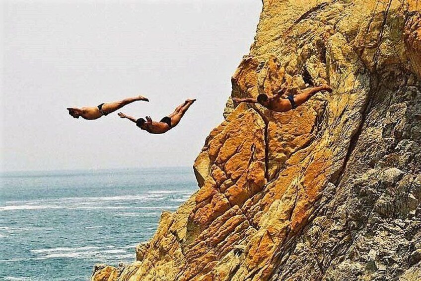 La Quebrada high cliff divers