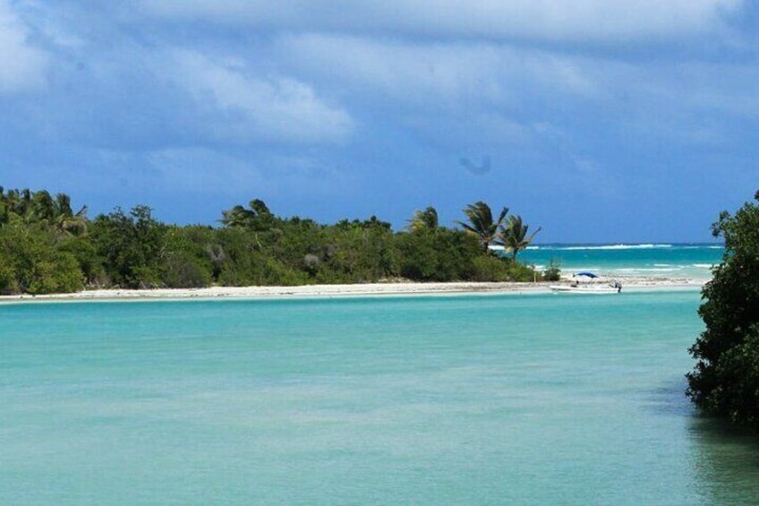 Day trip to Sian Ka'an Biosphere from Playa del Carmen