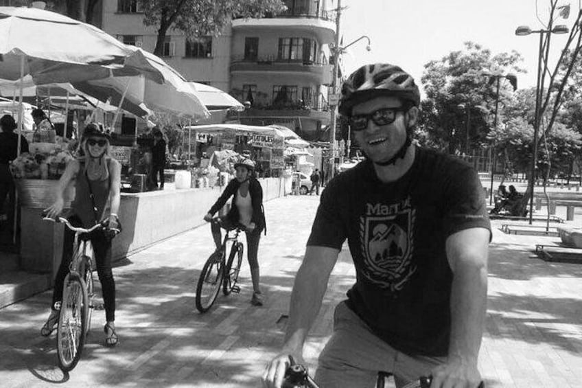 Mexico City Bike and Gastronomy Tour