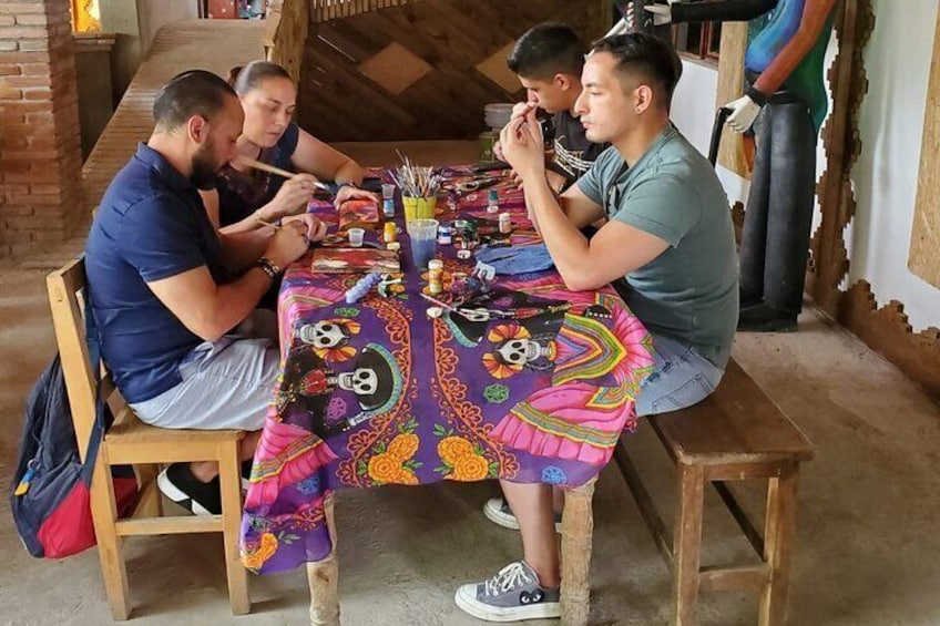 Half-Day Alebrijes Carving and Painting Workshop in San Martin from Oaxaca