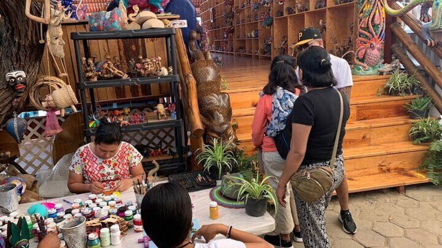 Half-Day Alebrijes Carving and Painting Workshop in San Martin from Oaxaca