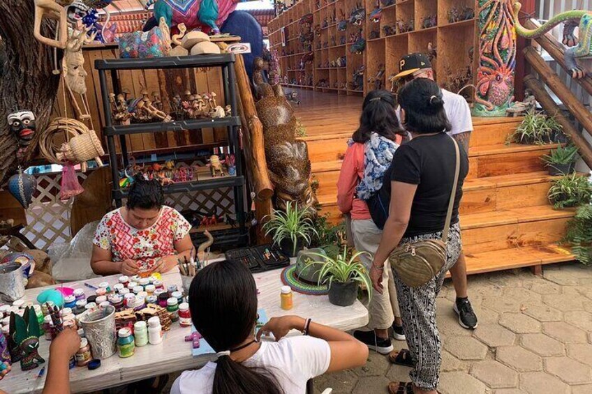 Half-Day Alebrijes Carving and Painting Workshop in San Martin from Oaxaca