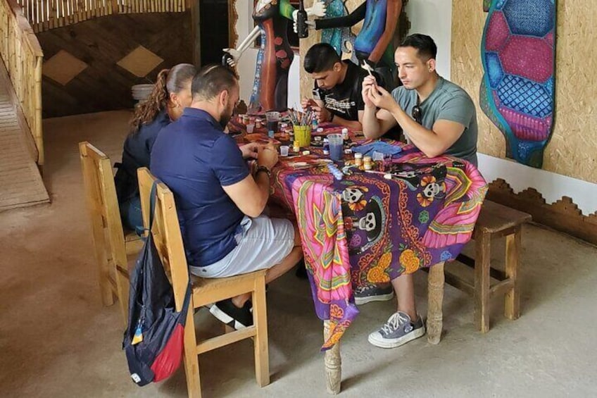 Half-Day Alebrijes Carving and Painting Workshop in San Martin from Oaxaca