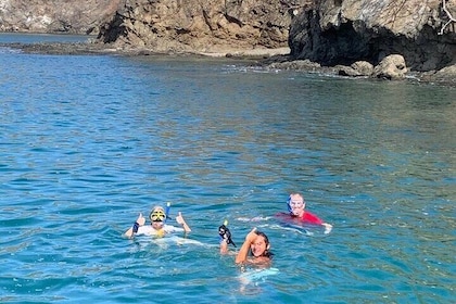 Boat tour to the exotic caves with snorkel from Playas del Coco