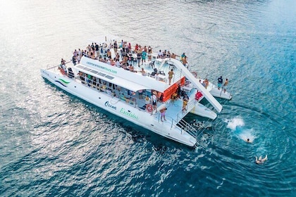 Sunset & Sea: Catamaran Adventure from Playa del Coco