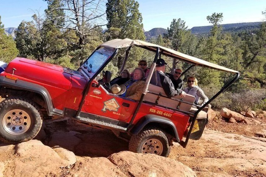 Private Old Bear Wallow Jeep Tour from Sedona