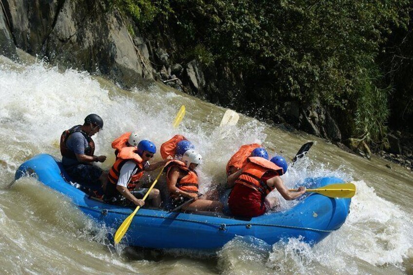 RAFTING IN COPALITA RIVER