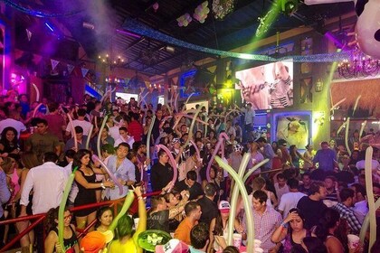 La Vaquita Cancun Nightclub Party Pass by After Dark