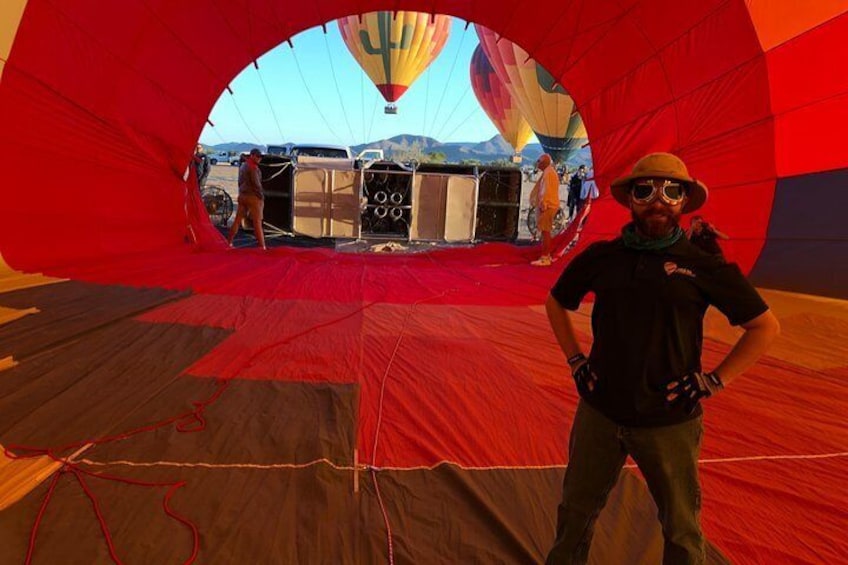 Sunrise Hot Air Balloon Ride in Phoenix with Breakfast
