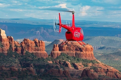 Sedona Helicopter Tour: Desert Thunder Tour