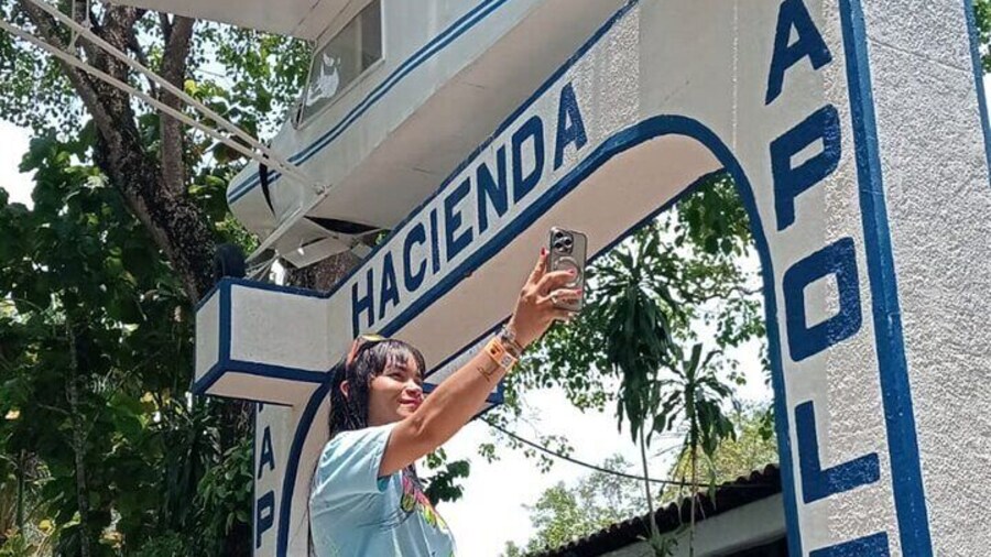 Pablo Escobar Hacienda Napoles Private Full Day Tour