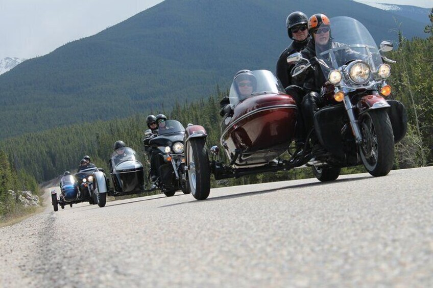 Canadian Rockies Tour by Chauffeured Sidecar from Jasper