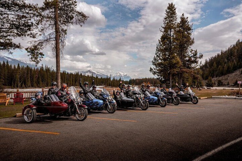 Canadian Rockies Tour by Chauffeured Sidecar from Jasper