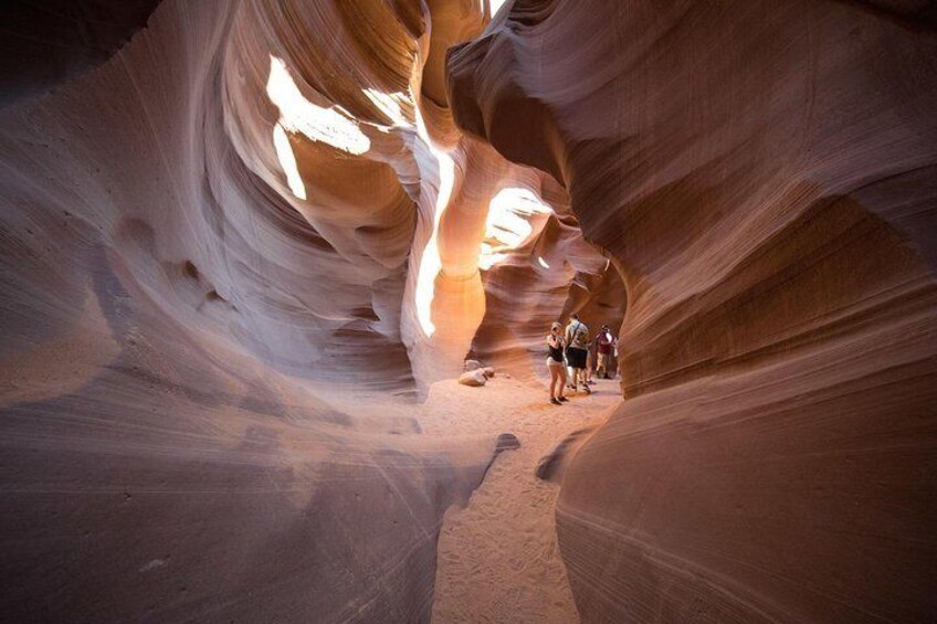 Horseshoe Bend Slot Canyon and Overlook - Small Group Tour in a private canyon