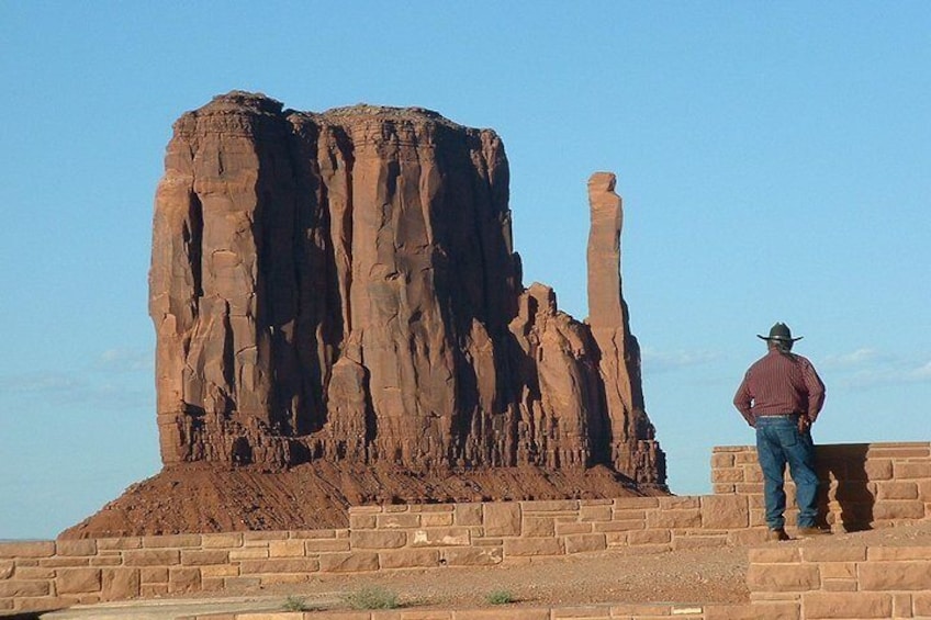 Mittens with Navajo guide