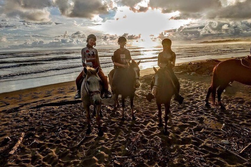 Quality Horseback Riding on the Beach (CR Beach Barn).