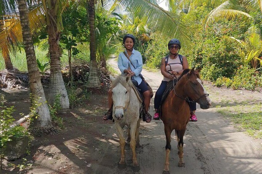 Quality Horseback Riding on the Beach (CR Beach Barn).