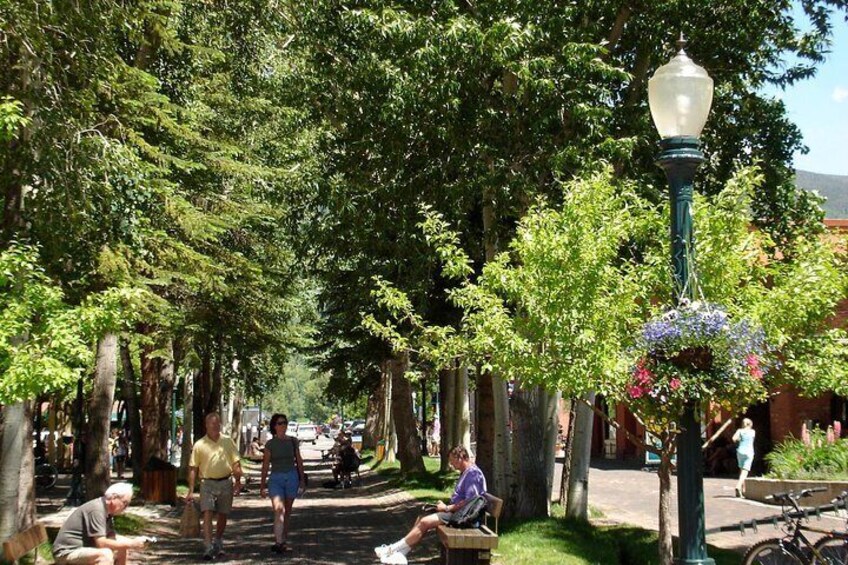 Aspen's pedestrian mall