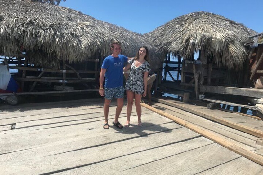 Pelican bar