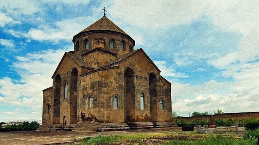 Layover Tour: Echmiadzin & Zvartnots with Airport Transfers
