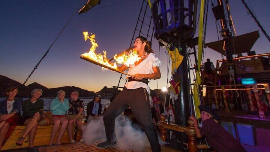 Pirate Ship Sunset Dinner and Show in Los Cabos