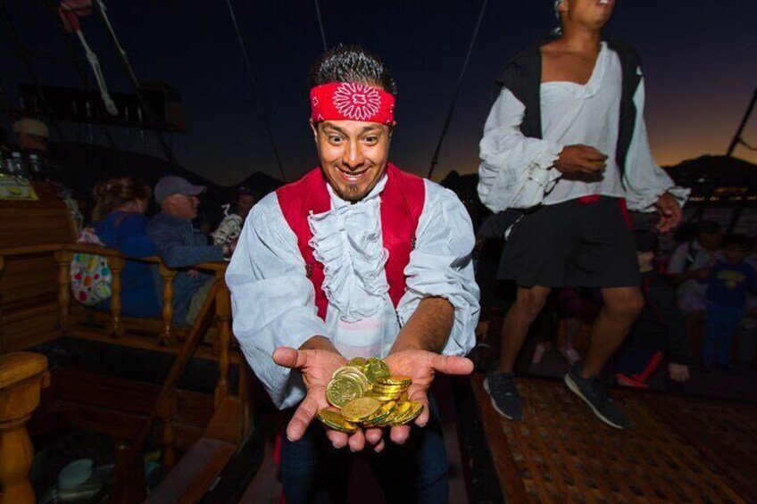 Pirate Ship Sunset Dinner and Show in Los Cabos