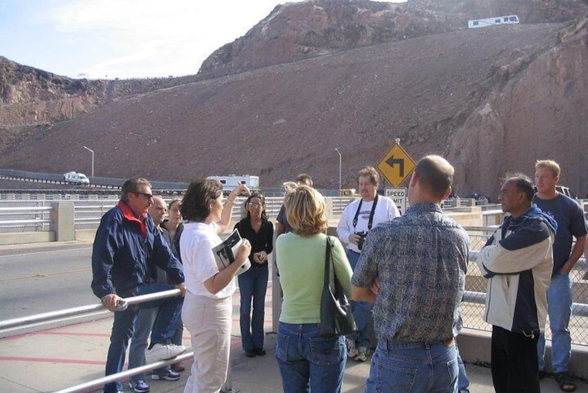 Our guide Joni doing a "dam talk" (lol) during our exclusive "Walk on the Top" tour. 