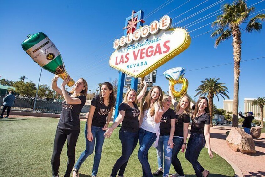 Las Vegas Strip by Limo with Personal Photographer