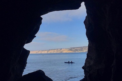 Excursión en kayak por las cuevas de La Jolla