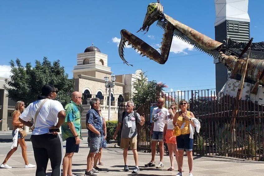 Downtown Vegas Sightseeing & Foodie Tour - Fremont Street & Beyond 