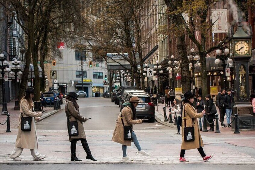 Explore downtown Vancouver while you solve a murder on the streets of Gastown. 