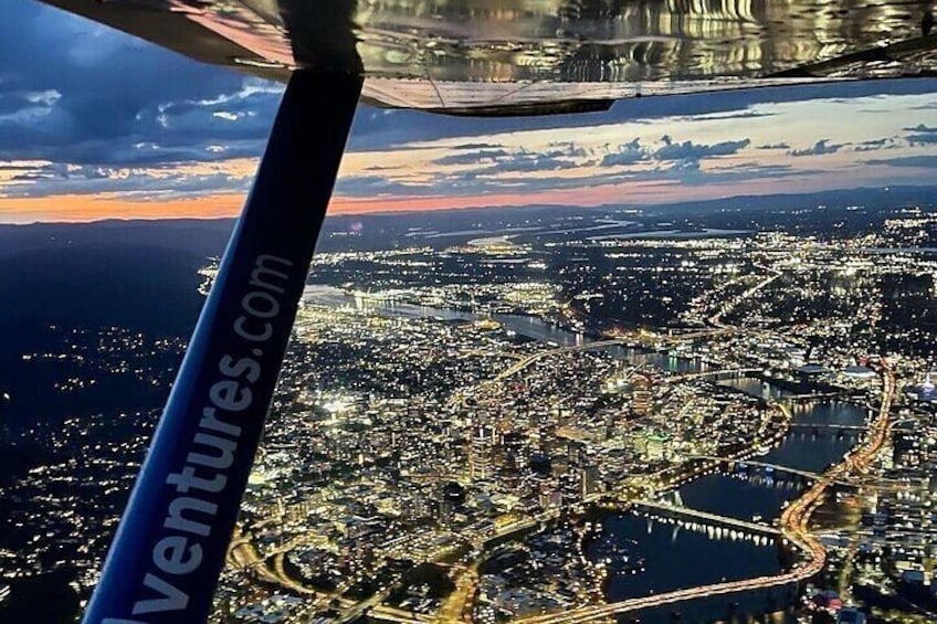 Amazing Columbia River Gorge and Portland Air Tour