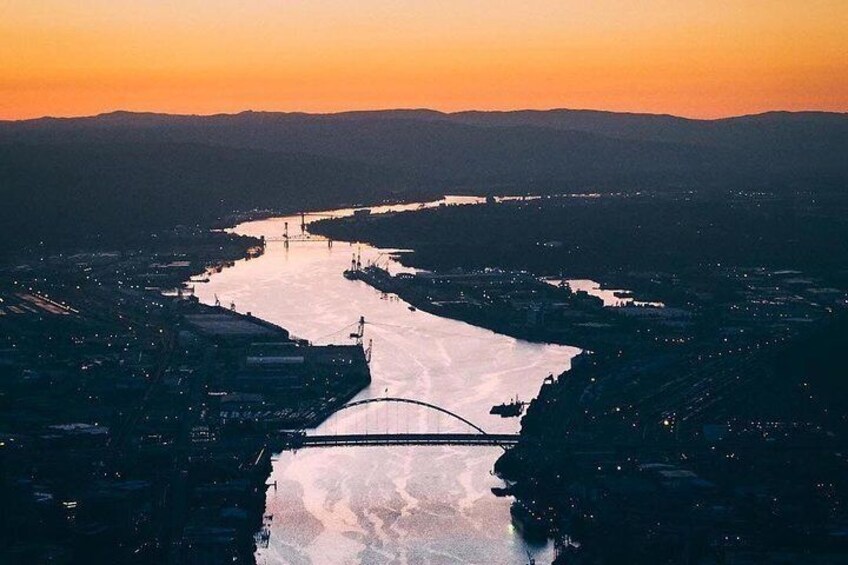 Amazing Columbia River Gorge & Portland Air Tour