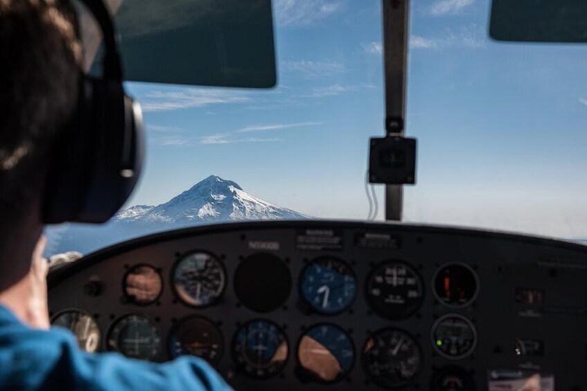 Exclusive Mount Hood & Columbia River Gorge Air Tour