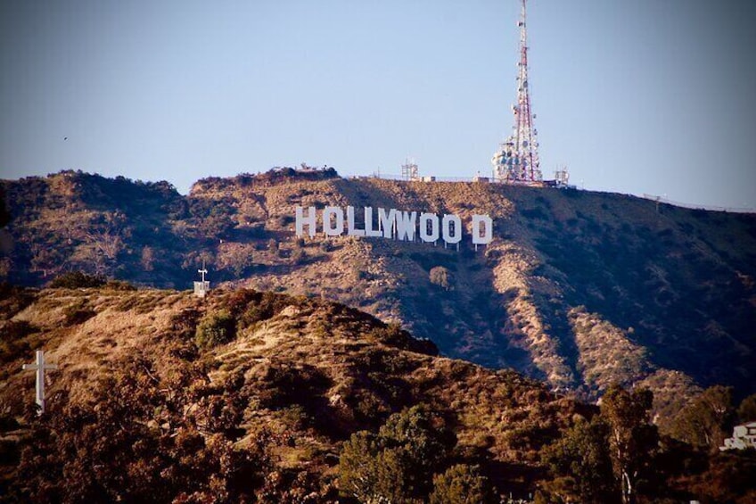 Take Great Photos of the Hollywood Sign at special vantage points along the tour.