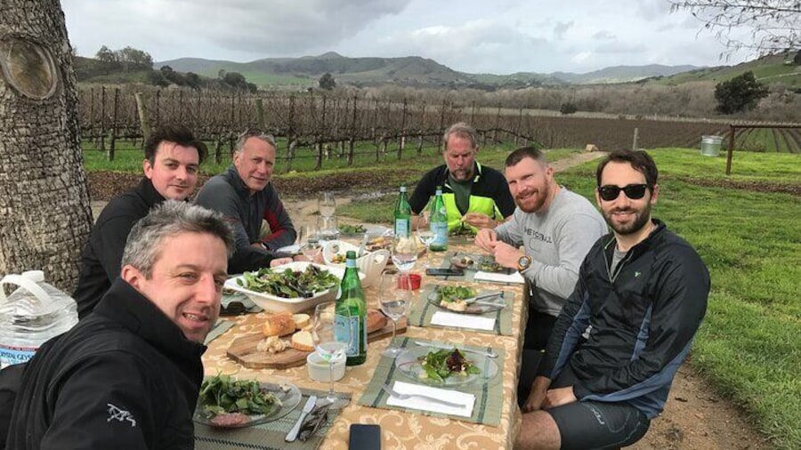 Wine Country Farm to Table Bike Tour w/Lunch