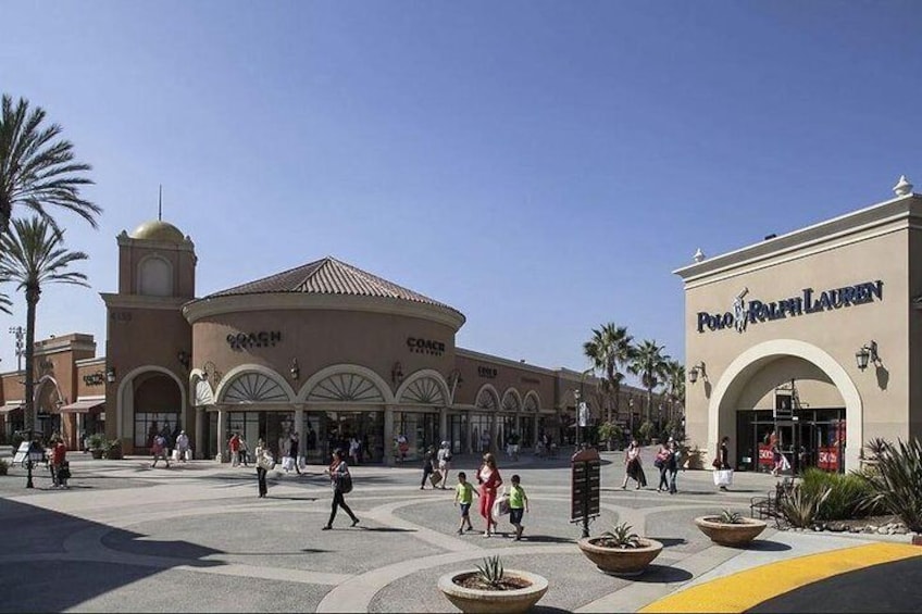 San Diego Shopping Tour to Las Amercias Outlet