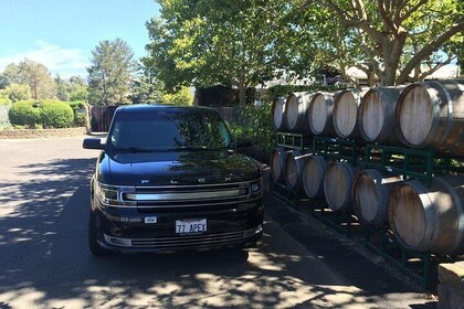 6-Hour Private Wine Country Tour of Napa in Crossover SUV (up to 6 people)