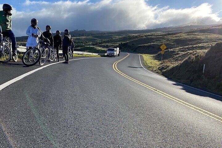 Maui Haleakala Sunrise Downhill Bike Tour With Mountain Riders Rated #1