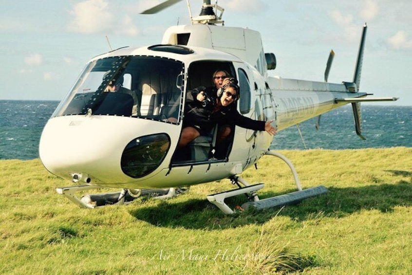 Doors-Off West Maui and Molokai Helicopter Tour