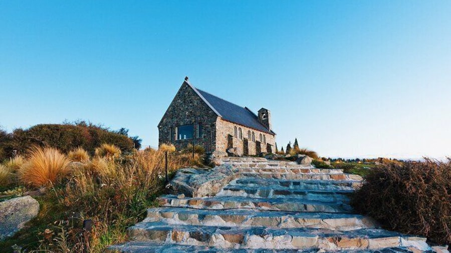 Mount Cook Day tour from Christchurch to Queenstown