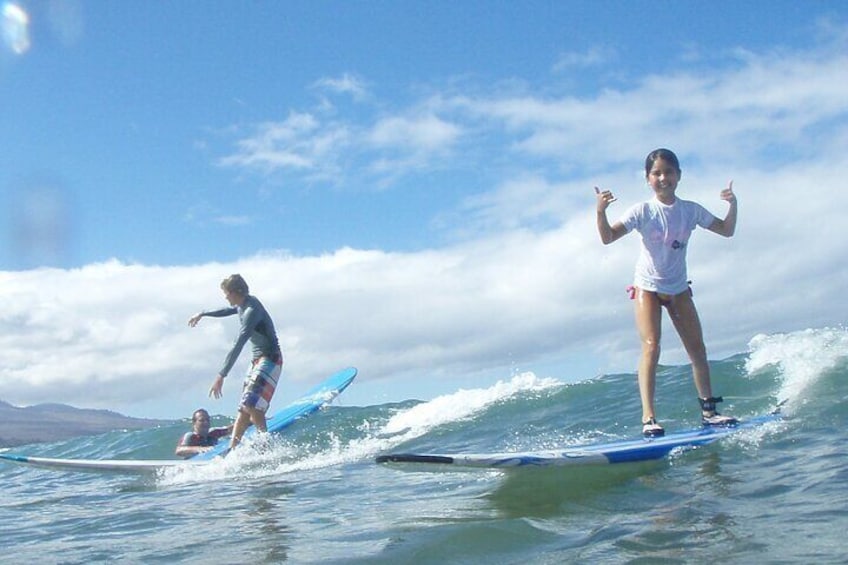 Group Surf Lesson: Two Hours of Beginners Instruction in Kihei