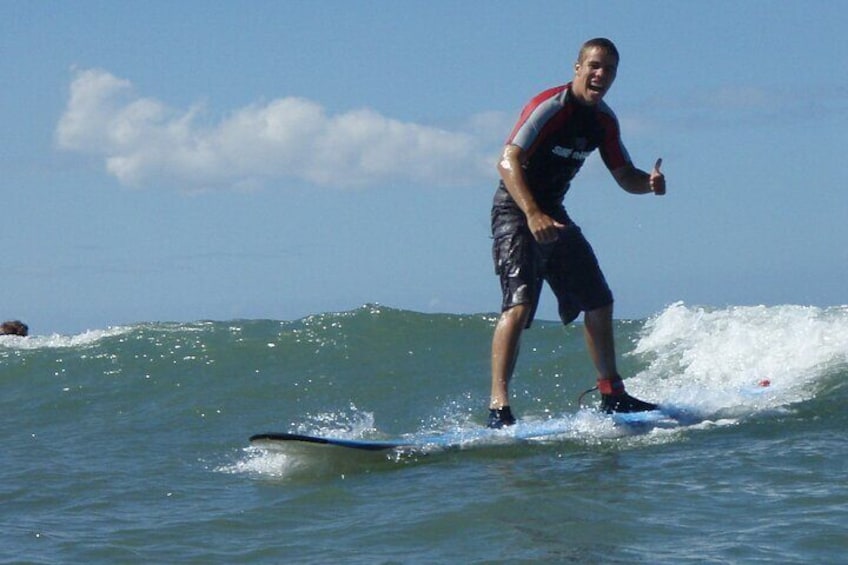 Group Surf Lesson: Two Hours of Beginners Instruction in Kihei