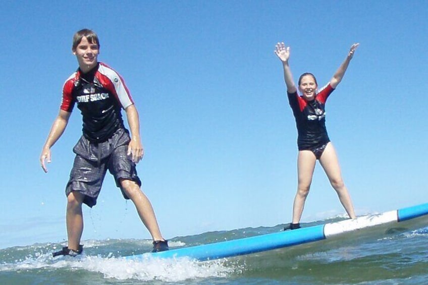 Group Surf Lesson: Two Hours of Beginners Instruction in Kihei