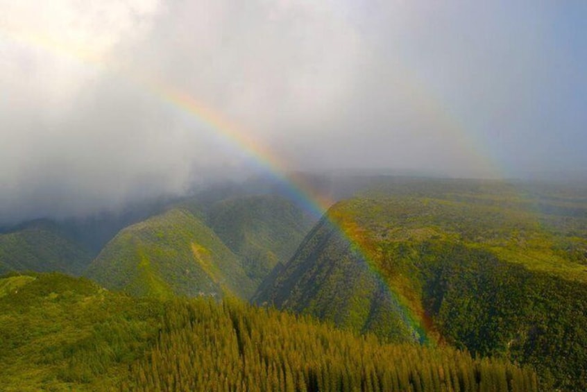 West Maui and Molokai 60-minute Helicopter Tour