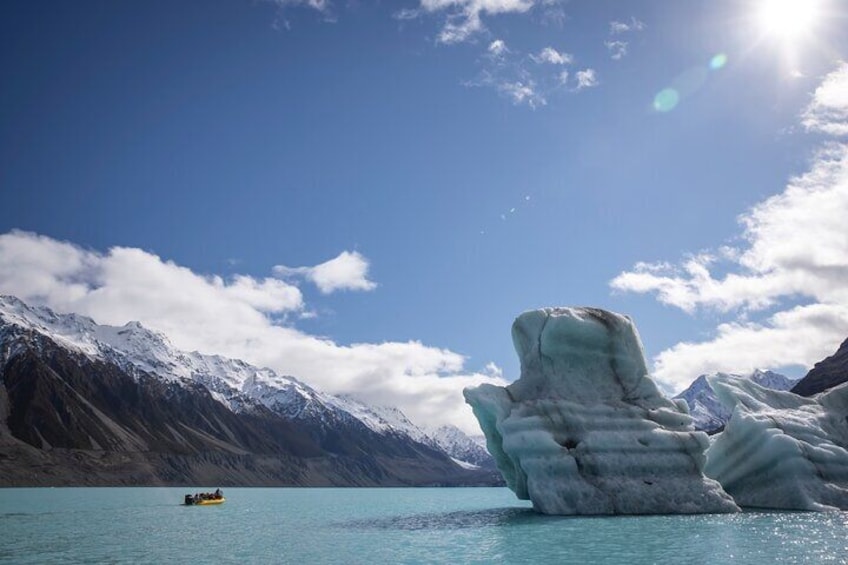 Iceberg Tasman Lake