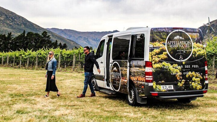 Travel comfortably in luxury vehicles