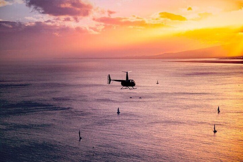 Waikiki Sunset - 20 Min Helicopter Tour - Doors Off or On