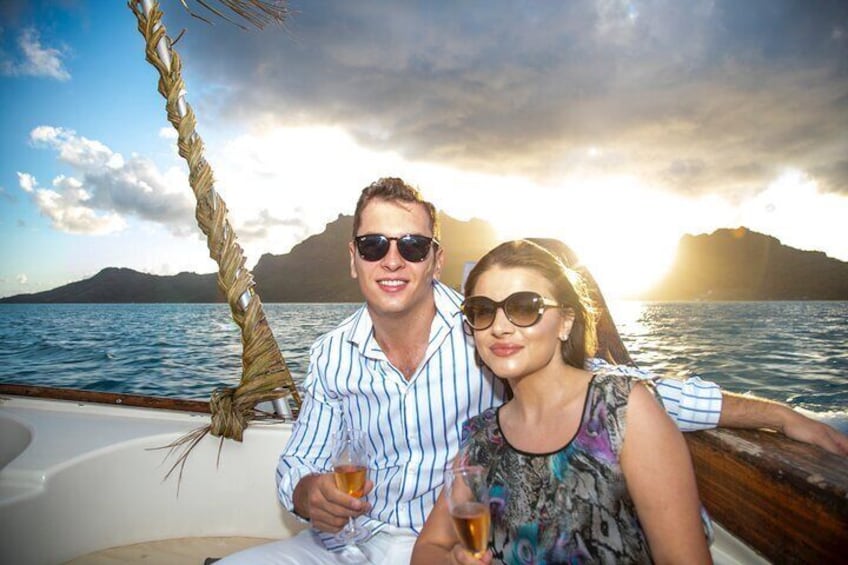 Bora Bora: Small Group Stargazing Tour Including Sunset Cruise