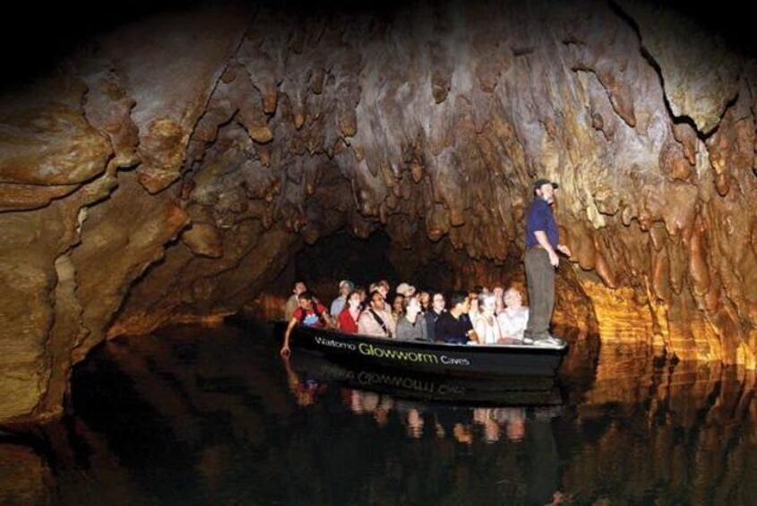 Waitomo Glowworm Caves, Grotto Cruise